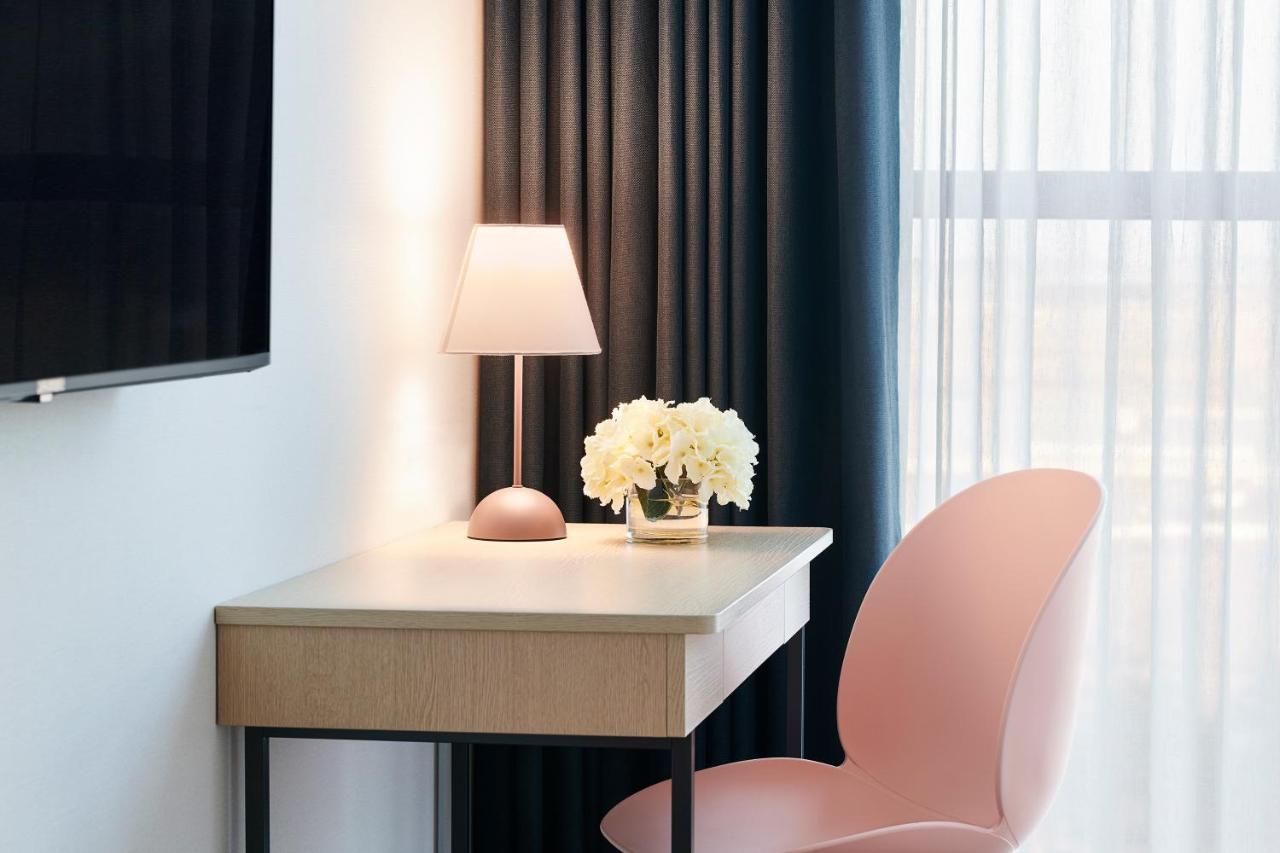 Отель Ibis Styles Ambassador Incheon Airport T2 Экстерьер фото