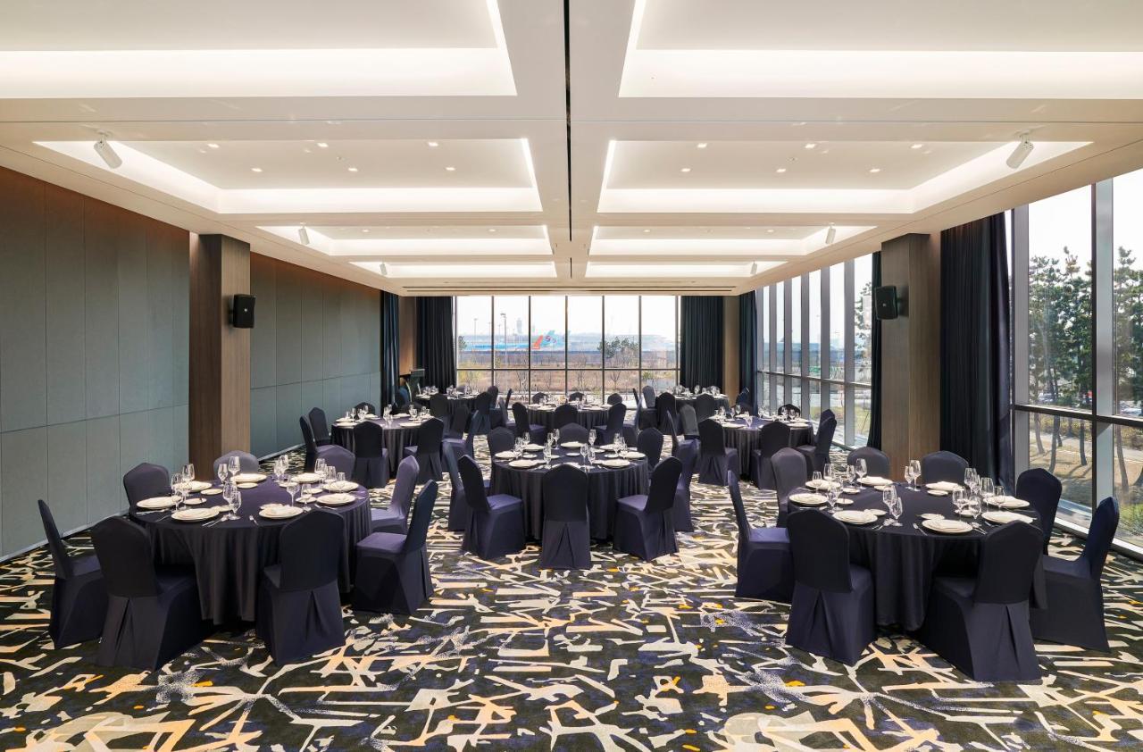 Отель Ibis Styles Ambassador Incheon Airport T2 Экстерьер фото