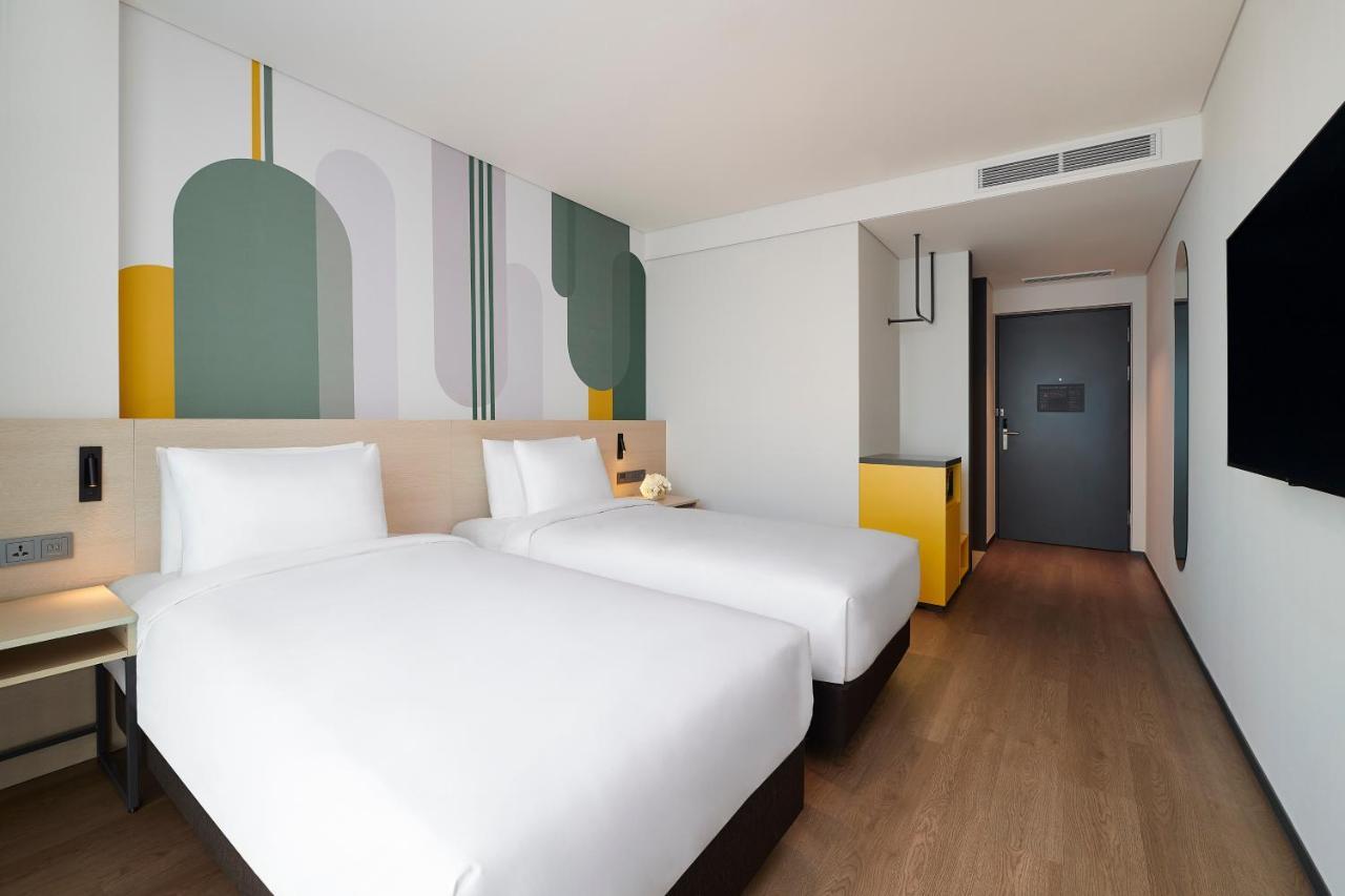 Отель Ibis Styles Ambassador Incheon Airport T2 Экстерьер фото
